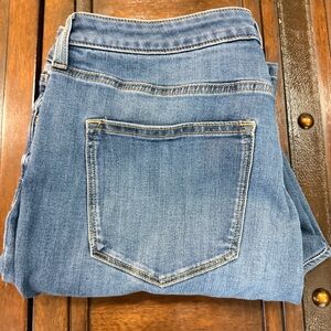 NWOT Classic Sonoma Curvy Bootcut 14L 32/34 Blue Jeans Women’s Pants Denim